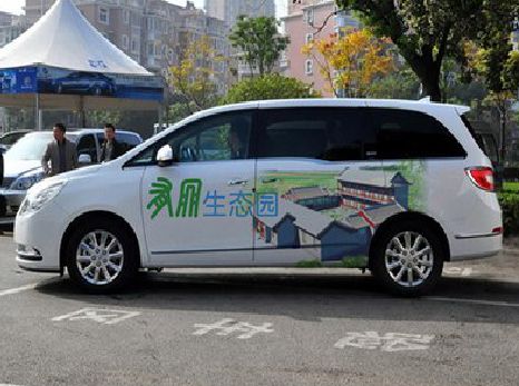 福州市户外车贴喷绘如何保持效果?